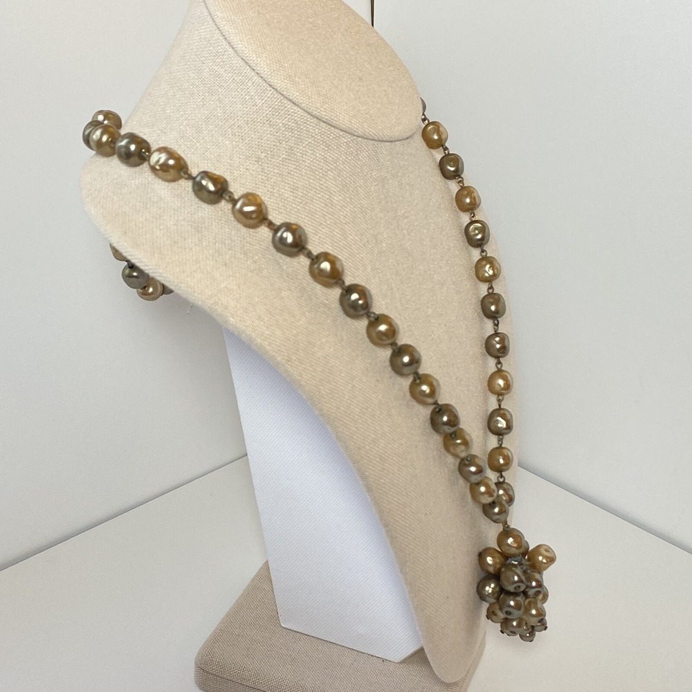Vintage Champagne Gray Glass Baroque Pearls Graduated Cluster Pendant Necklace - Picture 4 of 14